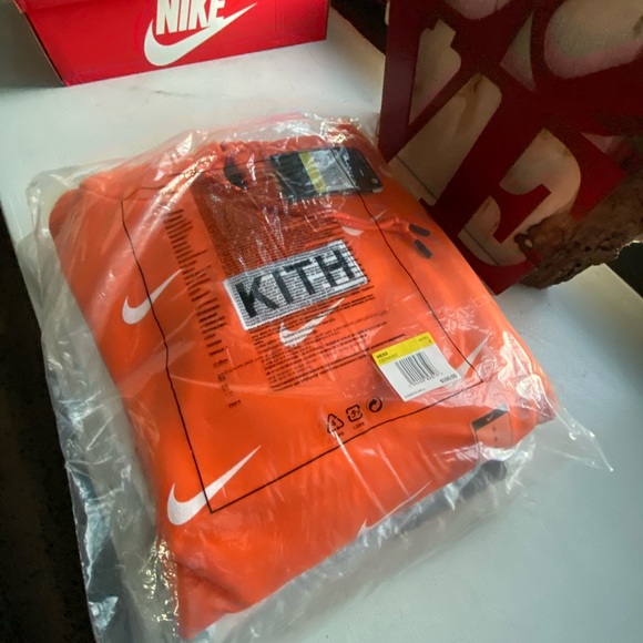 Kith & Nike for new York Knicks aop size - small - Picture 4 of 5